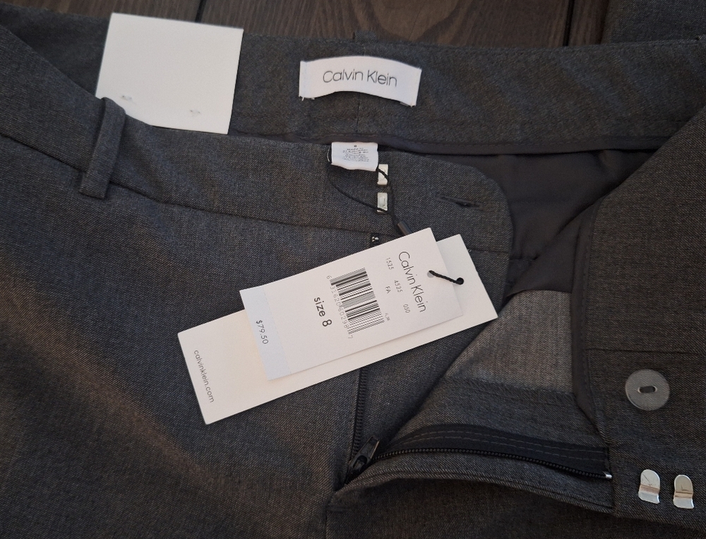 New Calvin Klein dress pants size 8